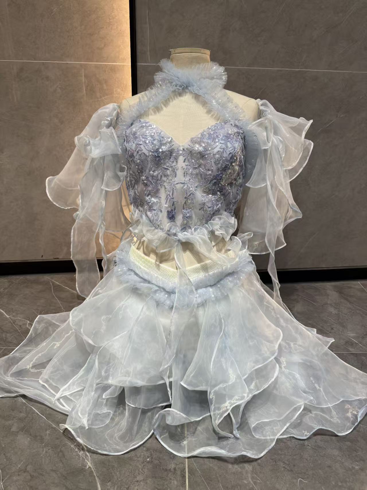 Costume de cosplay anime, robe - Aquarium & Marine Museum avis et prix
